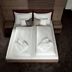 Altes Kloster Hotel 4*