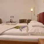 Hotel Altes Kloster 4*