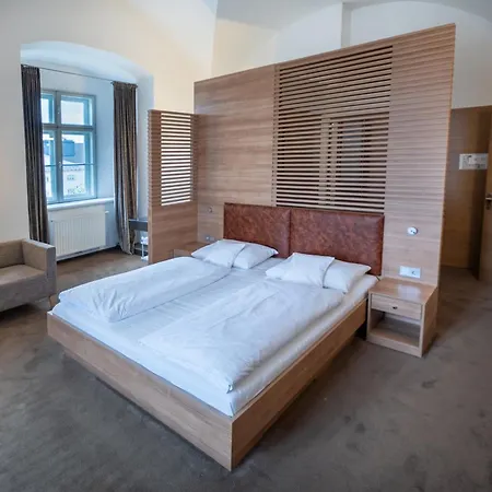 Altes Kloster Ξενοδοχείο Hainburg an der Donau