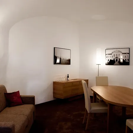 Altes Kloster Hotel Hainburg an der Donau