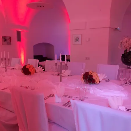 Altes Kloster Hainburg an der Donau