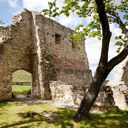 Hotell Altes Kloster Hainburg an der Donau