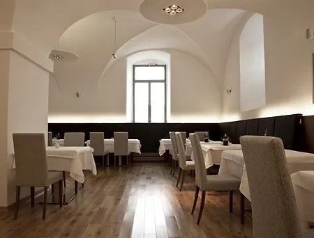 Altes Kloster Hotel Hainburg an der Donau