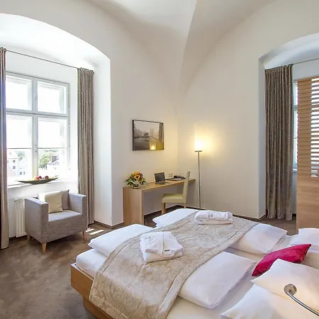 Altes Kloster Hainburg an der Donau