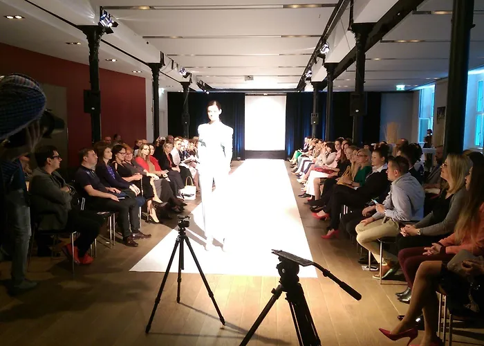 호텔 Altes Kloster 하인부르크 안 데어 도나우