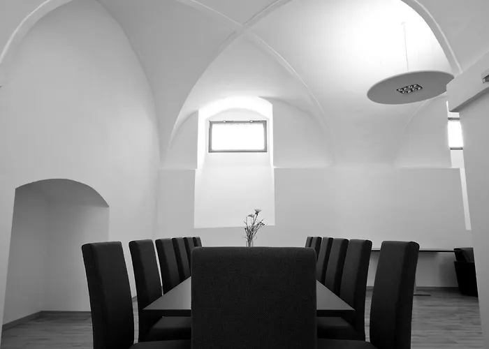 Altes Kloster 4* Hainburg an der Donau