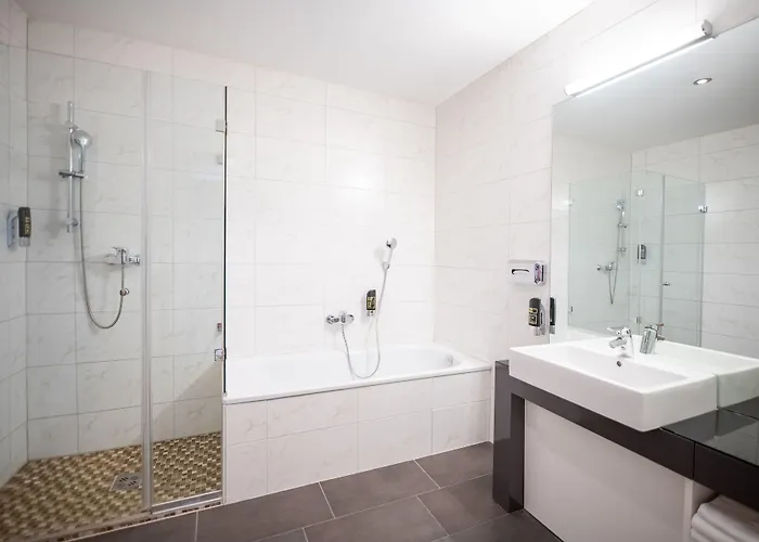 Altes Kloster 4* Hainburg an der Donau